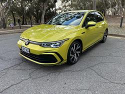2022 Volkswagen
Golf 110TSI R-Line