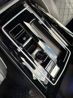 2022 Volkswagen
Golf 110TSI R-Line