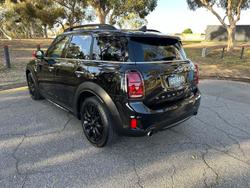 2018 MINI
Countryman Cooper S