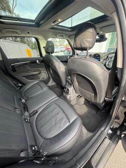 2018 MINI
Countryman Cooper S