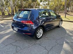 2017 Volkswagen
Golf 110TSI