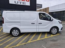 2025 Renault
Trafic Premium