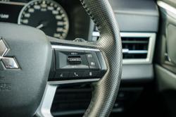 2023 Mitsubishi
Outlander LS