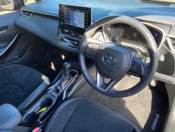 2019 Toyota
Corolla ZR Hybrid