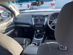 2021 Nissan Navara SL