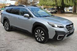 2025 Subaru
Outback AWD Touring XT