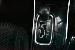 2018 Mitsubishi
                Outlander LS