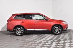 2018 Mitsubishi
Outlander LS