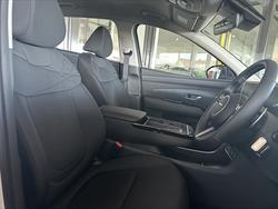 2025 HYUNDAI NX4 TUCSON HEV NX4.V3 TUCSON 1.6T HEV 2WD WHITE CREAM