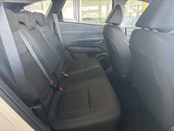 2025 HYUNDAI NX4 TUCSON HEV NX4.V3 TUCSON 1.6T HEV 2WD WHITE CREAM