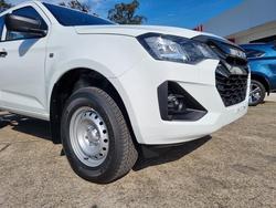 2025 Isuzu
D-MAX SX
