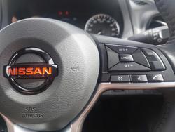 2025 Nissan
Navara PRO-4X