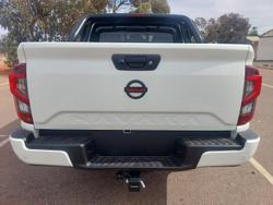 2025 Nissan
Navara PRO-4X