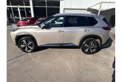 2024 Nissan
X-TRAIL Ti-L e-POWER