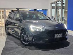 2019 Ford
Focus ST-Line