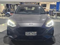2019 Ford
Focus ST-Line