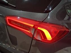 2019 Ford
Focus ST-Line