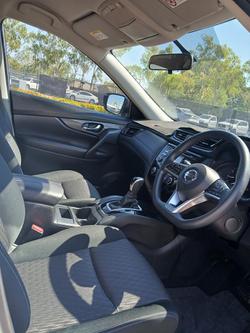 2019 Nissan
X-TRAIL ST