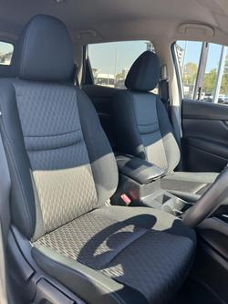 2019 Nissan
X-TRAIL ST