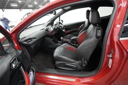 2013 Peugeot
208 GTi