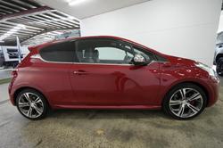 2013 Peugeot
208 GTi