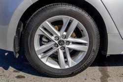 2021 Toyota Corolla Ascent Sport Hybrid ZWE211R Silver Pearl