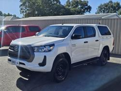 2021 Toyota
Hilux SR