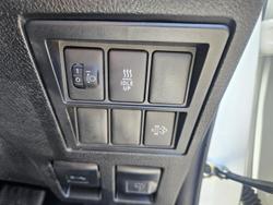 2021 Toyota
Hilux SR