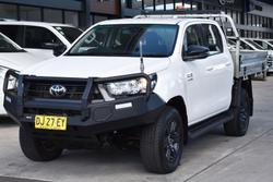 2023 Toyota
Hilux SR