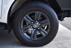 2023 Toyota
Hilux SR