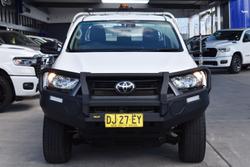 2023 Toyota
Hilux SR