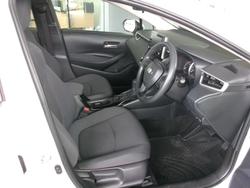 2022 Toyota
Corolla Ascent Sport Hybrid