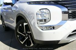 2025 Mitsubishi
Outlander Aspire