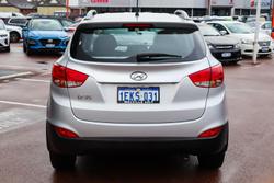 2013 Hyundai
ix35 Active