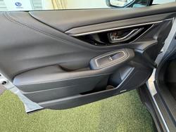 2024 Subaru
Outback AWD Touring
