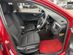2020 Kia
Rio S