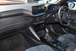 2022 Peugeot
2008 GT