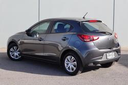 2018 Mazda
                2 Neo