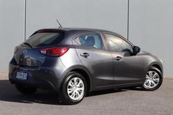 2018 Mazda
                2 Neo