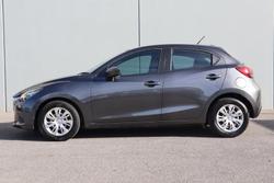 2018 Mazda
                2 Neo