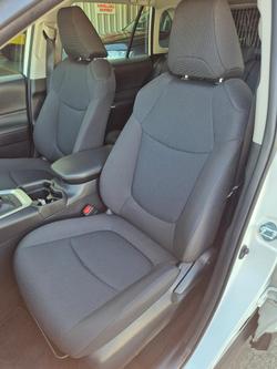 2021 Toyota
RAV4 GX