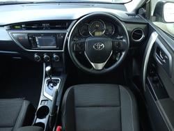 2013 Toyota
Corolla Ascent Sport