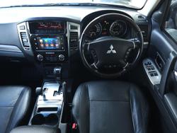 2015 Mitsubishi
Pajero Exceed