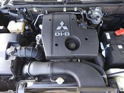 2015 Mitsubishi
Pajero Exceed