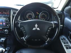 2015 Mitsubishi
Pajero Exceed