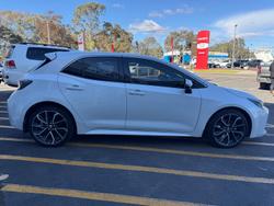 2020 Toyota
Corolla ZR