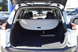 2022 Nissan
                X-TRAIL ST-L