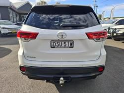 2017 Toyota
Kluger GX
