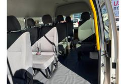 2016 Toyota
                Hiace Commuter