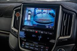 2019 Toyota
Landcruiser VX
